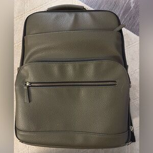 Sleek Olive Camera Backpack